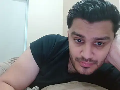 robintoit online show from November 21, 2025, 4:44 am