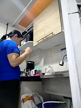 Natasha milf   online show from April 16, 2026, 12:50 pm