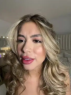  laura 02 online show from May 8, 2026, 4:23 pm