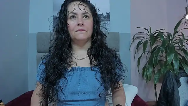 hanny milf online show from July 12, 2026, 11:45 am