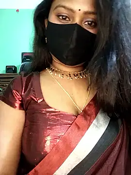 Idhika Paul online show from January 19, 2026, 1:04 pm