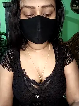Snapshot of Idhika_Paul chatting on April 18, 2026, 6:34 pm Idhika Paul online show from April 18, 2026, 6:34 pm
