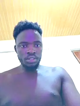 MaskedGQ online show from October 27, 2025, 2:54 pm