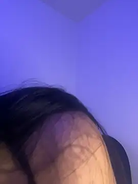 kamila french online show from March 2, 2026, 10:49 pm