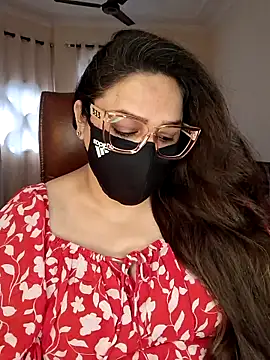 SEXY-Sardarni online show from May 17, 2026, 10:11 am
