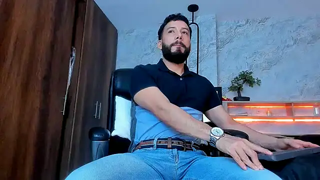 Snapshot of bruno_woods chatting on March 2, 2025, 2:08 am bruno woods online show from March 2, 2025, 2:08 am
