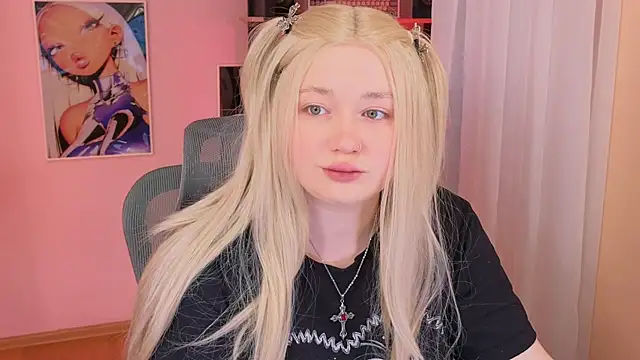 carolina elf online show from April 8, 2026, 5:40 am