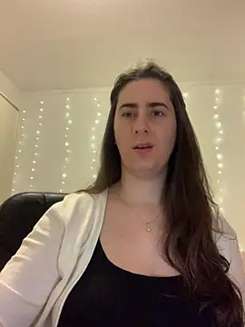 INELIKA online show from April 11, 2026, 11:42 pm