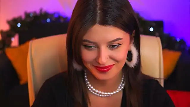 NicoleMun online show from December 20, 2024, 7:28 pm