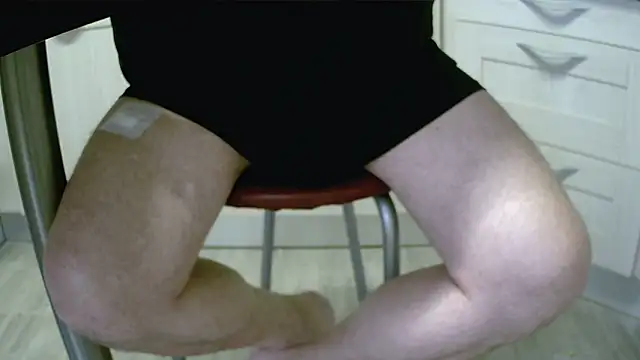 claudemichel online show from October 25, 2025, 8:55 am