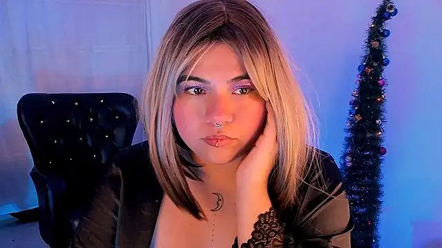 Samanta cutee online show from January 6, 2025, 2:47 pm