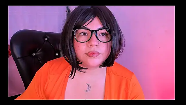 Samanta cutee online show from March 2, 2025, 8:29 pm