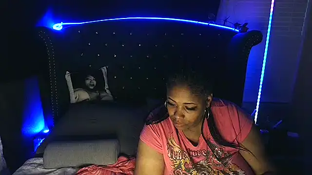 Snapshot of msyvette1970@xh chatting on January 16, 2025, 2:30 pm msyvette1970xh online show from January 16, 2025, 2:30 pm