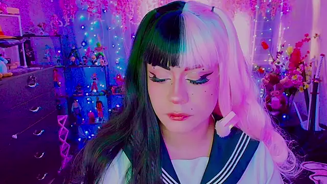  niiky online show from May 25, 2026, 4:13 pm