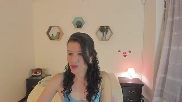 Snapshot of Paloma_victory chatting on April 23, 2026, 8:44 pm Paloma victory online show from April 23, 2026, 8:44 pm