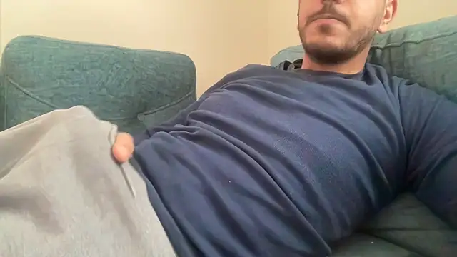 Snapshot of Mooka69 chatting on March 11, 2025, 7:04 am Mooka69 online show from March 11, 2025, 7:04 am