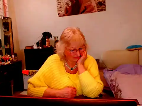 Natali7634 online show from March 3, 2025, 7:39 pm