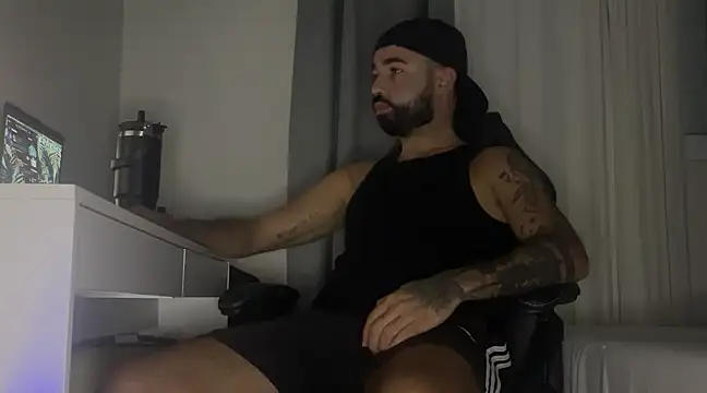 MiloCtc online show from February 18, 2025, 3:21 am