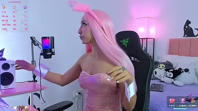 MarianaBranzz online show from September 19, 2025, 5:57 pm