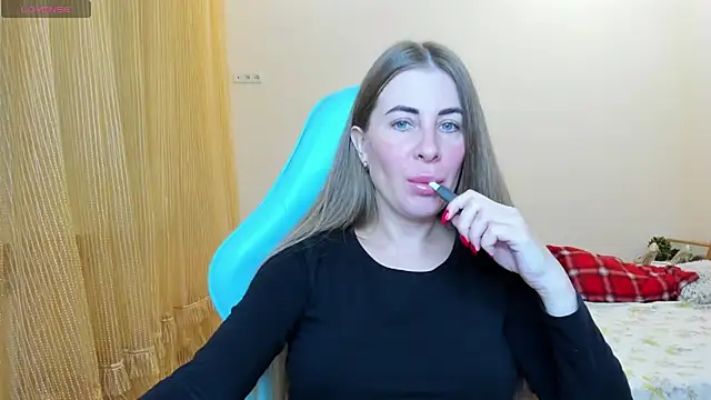 Snapshot of BarbaraKiss chatting on December 30, 2024, 5:37 am BarbaraKiss online show from December 30, 2024, 5:37 am