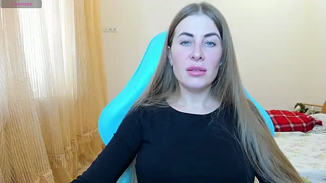 Snapshot of BarbaraKiss chatting on January 5, 2025, 8:22 am BarbaraKiss online show from January 5, 2025, 8:22 am