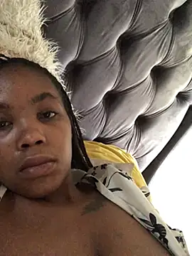 Snapshot of Nicole_Liam_ chatting on January 17, 2026, 11:48 am Nicole Liam online show from January 17, 2026, 11:48 am