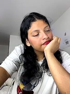 tati  22 online show from September 17, 2025, 5:36 pm