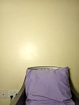 Ayrella02 online show from September 11, 2025, 1:39 am