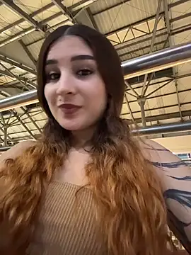 Snapshot of Mon_Cherry chatting on February 11, 2026, 1:21 am Mon Cherry online show from February 11, 2026, 1:21 am