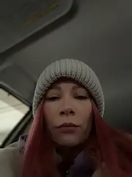 LavenderHot online show from February 14, 2026, 2:41 am