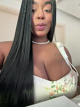 Snapshot of latinababyy chatting on February 21, 2026, 11:22 am latinababyy online show from February 21, 2026, 11:22 am