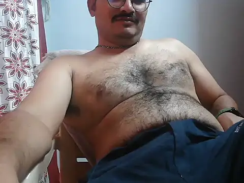 naughtymike0007 online show from March 26, 2026, 2:22 pm