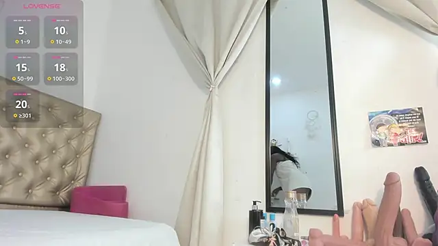 Snapshot of Alessiiaa_ chatting on February 21, 2026, 2:29 pm Alessiiaa online show from February 21, 2026, 2:29 pm