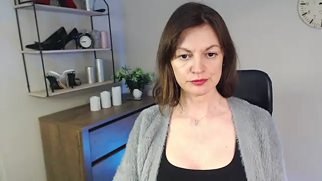 Snapshot of VivianWILD chatting on February 21, 2025, 5:09 pm VivianWILD online show from February 21, 2025, 5:09 pm