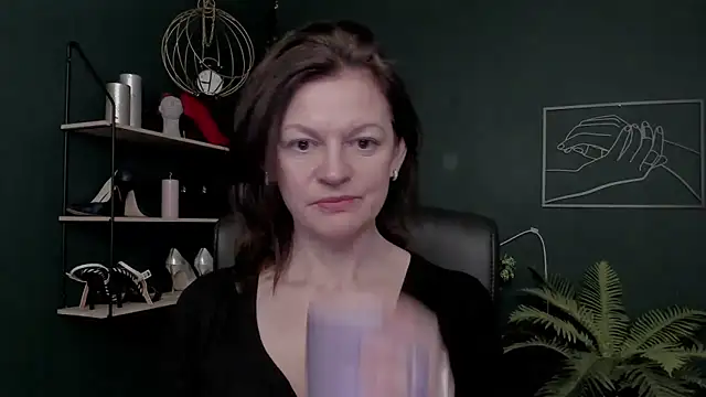 Snapshot of VivianWILD chatting on January 16, 2026, 6:50 am VivianWILD online show from January 16, 2026, 6:50 am