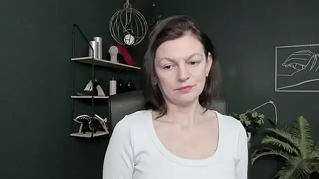 VivianWILD online show from March 19, 2026, 7:12 am