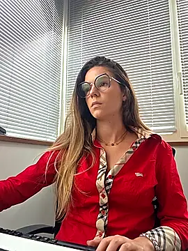 lucie mehott online show from June 4, 2026, 7:58 am