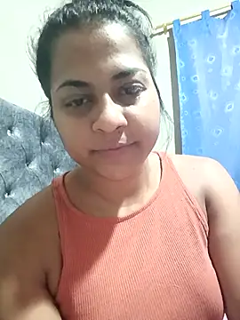 Giselabrunette25 online show from February 11, 2026, 9:25 am