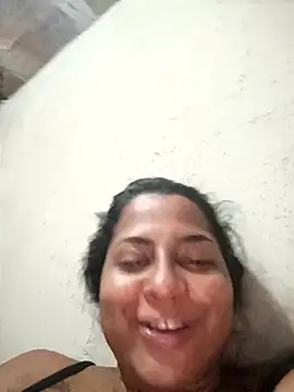 Giselabrunette25 online show from March 24, 2026, 2:05 am