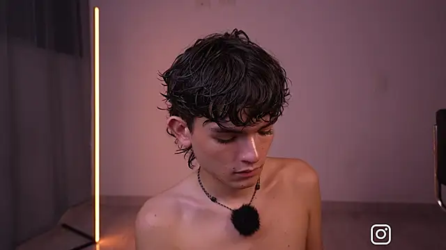 Angelo 018 online show from March 24, 2026, 3:44 am