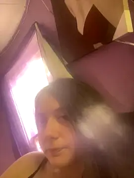 itzcheyduh online show from October 17, 2025, 8:55 pm