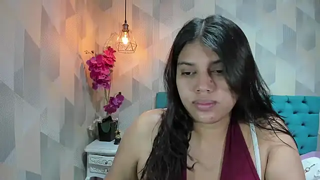 LindaBreeS online show from May 30, 2026, 6:21 am