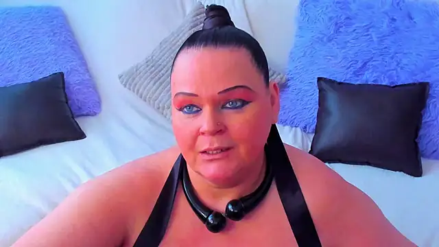 MilanaBiegert online show from March 2, 2025, 12:01 pm