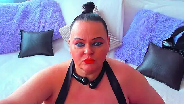 MilanaBiegert online show from March 7, 2025, 7:41 am