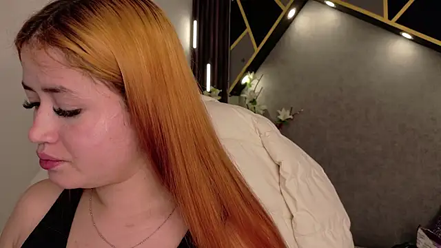 almma shy online show from February 26, 2025, 3:08 pm