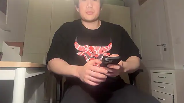 jungcock3210 online show from February 7, 2026, 4:33 pm