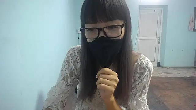 elllaaxx online show from September 15, 2025, 3:39 am