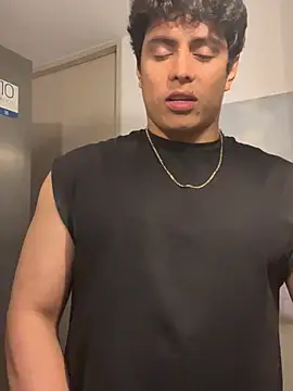 arminjones1 online show from January 9, 2026, 3:53 am