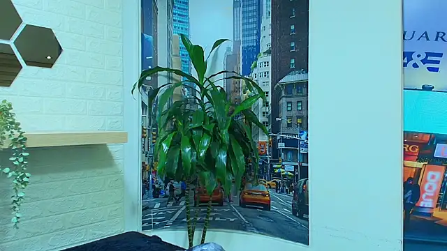 Naughty Kittenm online show from March 7, 2025, 10:24 am