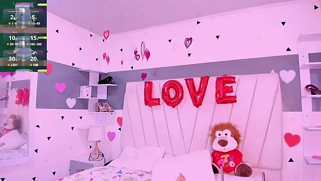 laurem-paulette online show from March 2, 2025, 3:48 pm